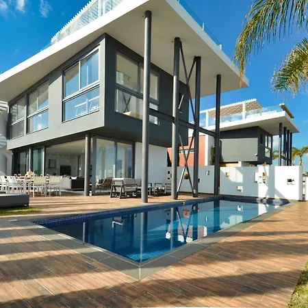 Villa White Pearl *